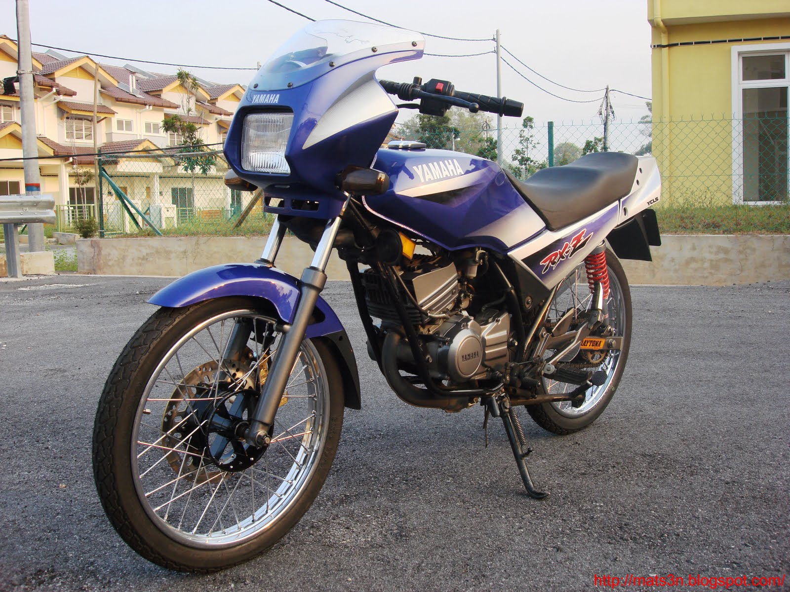 Ide 90 Gambar Motor Yamaha Rxz Catalyzer Terunik | Klaras Motor